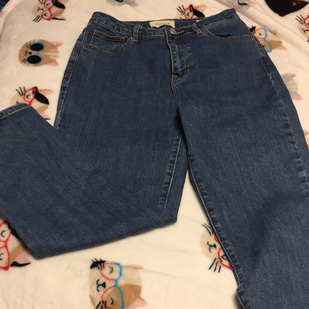 Pacsun mom jeans
